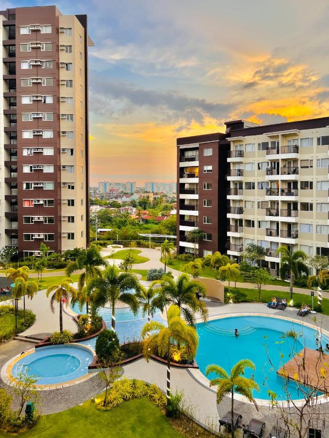 伊洛伊洛* *P Fantastic 2Br Option For 8公寓 外观 照片